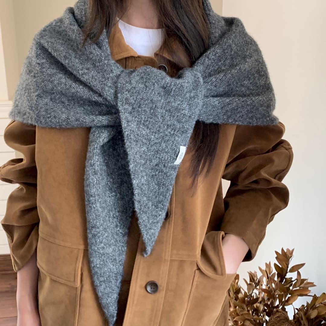 Winter Clothing Korea - 2026 NEW Korean Triangle Scarf Niche