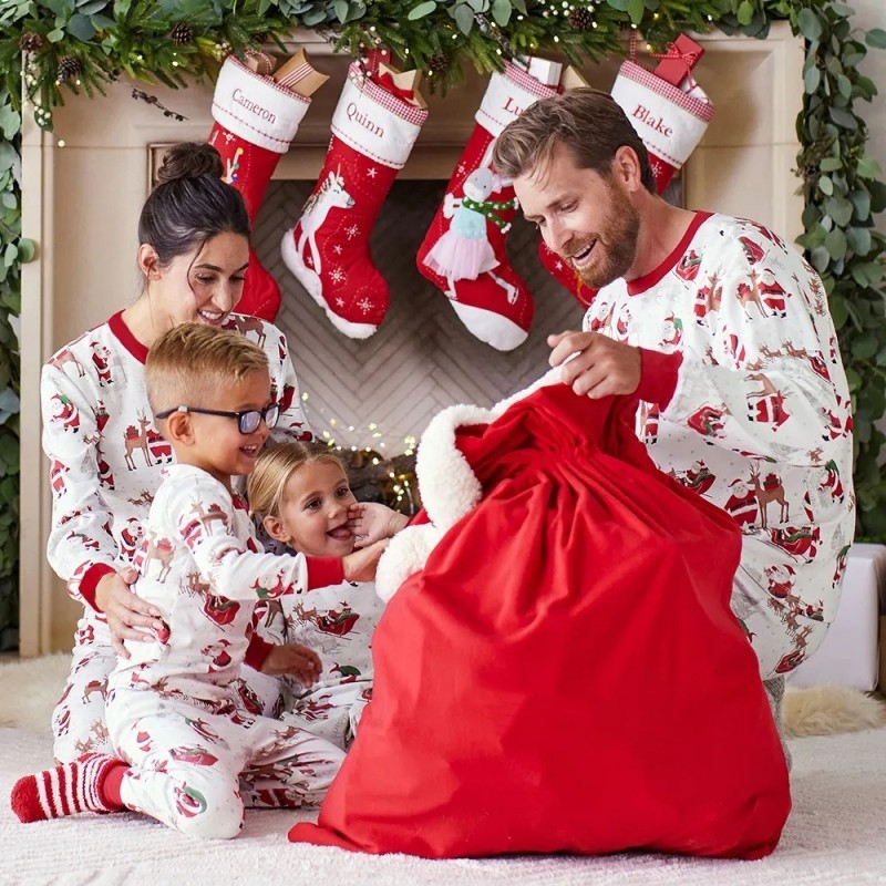 Xmas Family Look Pyjamas Santa - đánh giá và giá Winter Clothing Looks